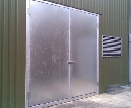 Industrial acoustic doors