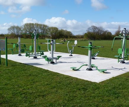 Community outdoor gym equipment bundle