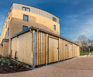 Sheldon Bin Store SBS304 - timber enclosed outdoor bin storage unit