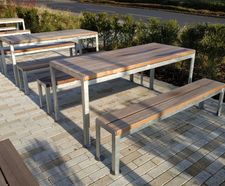Picnic Tables for Oxford Business Park