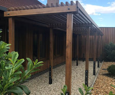 Bespoke oak pergola for Basildon Crematorium