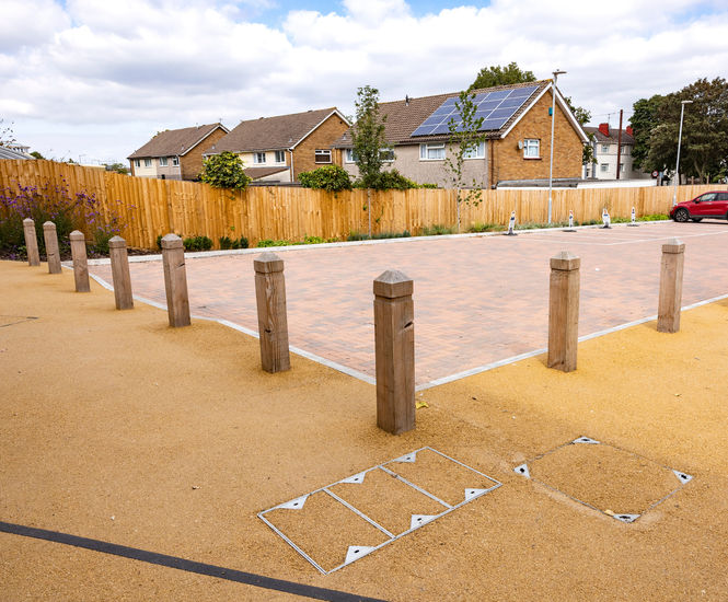 Sheldon Fixed Timber Bollard - SBD300