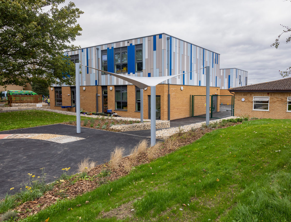 Willoughby School, Bourne | Langley Design Street Furniture | ESI ...