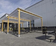 Canopy shelter for outdoor eating area - BMW
