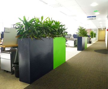 Geo Design - Barrier ultra-lightweight indoor trough planters