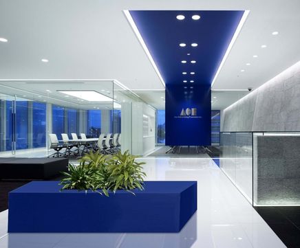 Barrier Seating Geo Design - fibreglass planter and bench system