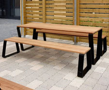 Caerphilly – steel framed picnic bench timber slats