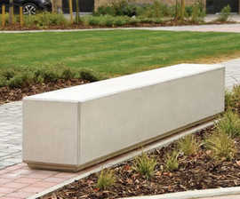 Lithos Standard – smooth monolithic concrete bench