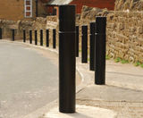 Heavy-duty security bollard - on this page