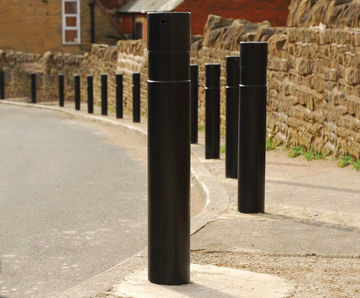 Heavy-duty security bollard