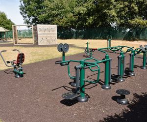 15-person outdoor fitness area created for primary school pupils