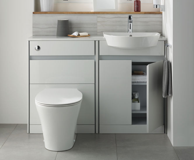 Connect Air Back-to-Wall Toilet With Aquablade Technology