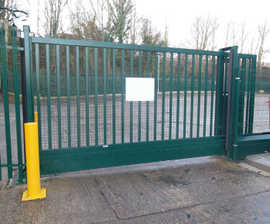 LoTracker cantilevered sliding security gates