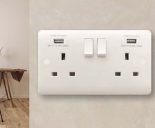 Hamilton launches New Verve White Plastic Range