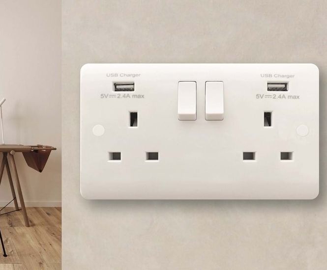 Hamilton launches New Verve White Plastic Range