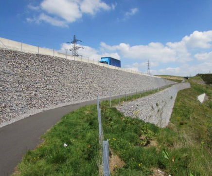 Retaining walls, Carno ArmaStone premium GS solution