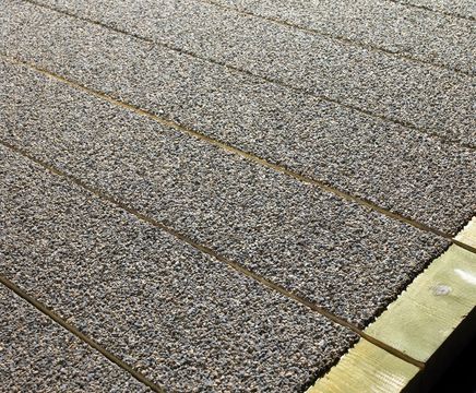 Hi-Grip Plus - non-slip overlay for decking