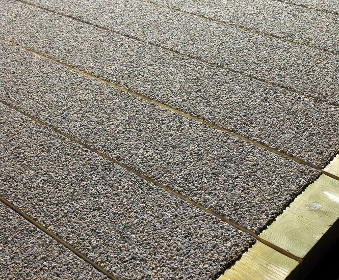 Hi-Grip Plus - non-slip overlay for decking