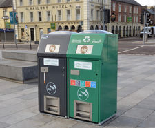 BriteBin - solar powered compacting smart bin