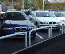 Heavy-duty steel hoop security barriers - fixed and removable