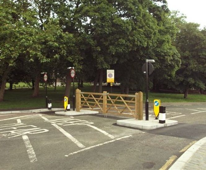 Emergency gates, Blackheath, London