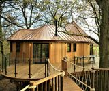 B20 powder-coated and glass infill balustrade - Grimes Treehouse - on this page