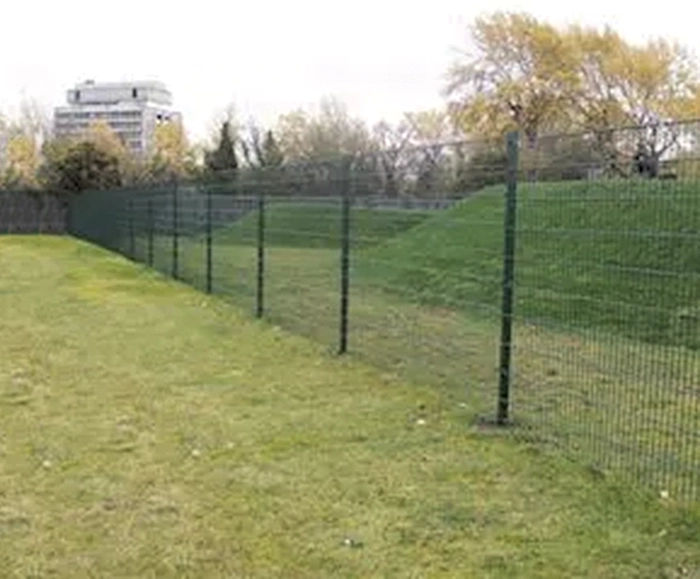 Creating a secure area for a BMX track in London | Images