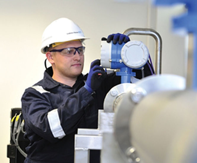 Made-to-measure service agreements from Endress+Hauser