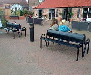 Seating and Smoking Control at Yorkshire Wildlife Park