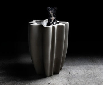 Meander contemporary concrete planter by Concrete Rudolph