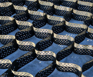 GeoTrax® GC 75/100/150/200 - cellular confinement system