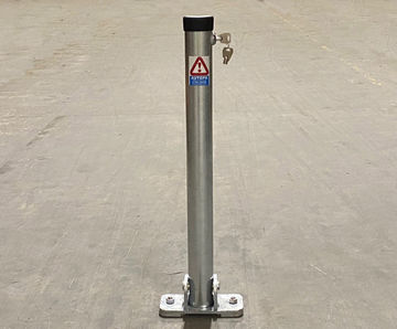 AUTOPA hinged, lockable parking posts