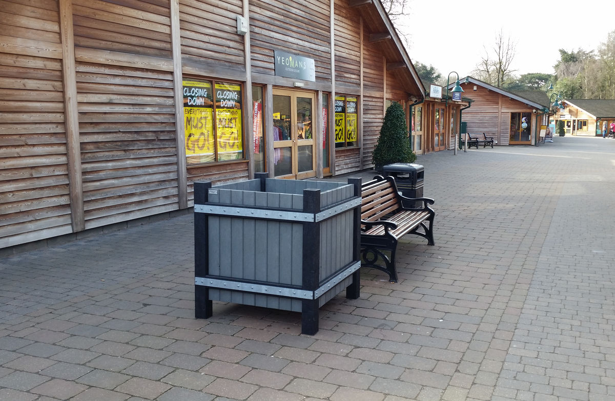 Versaille Tree Planter GoPlastic ESI External Works