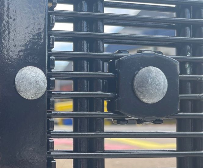 SecureGuard SL3X - high-security mesh fencing (LPS 1175 C5, D3, E1)