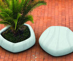 Mago - Flip It  concrete planter / seat