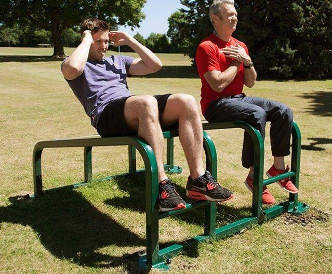Outdoor Activity Double Seated Pull Up Exercise Station For Public Fitness  Exercise Trails.