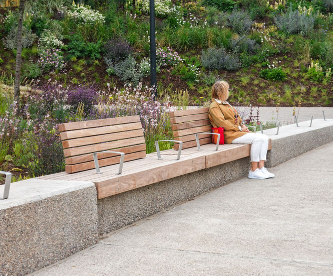 Street furniture for new city centre park - Manchester