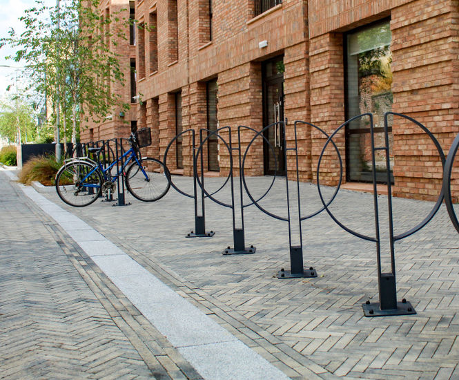 Litter bins and cycle stands - Hudson Quarter, York