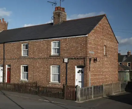 BritLock recycled slate tiles, South Kesteven DC