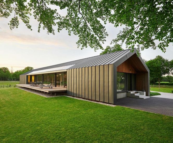 Zinc roofing and cladding for private residence - Netherlands