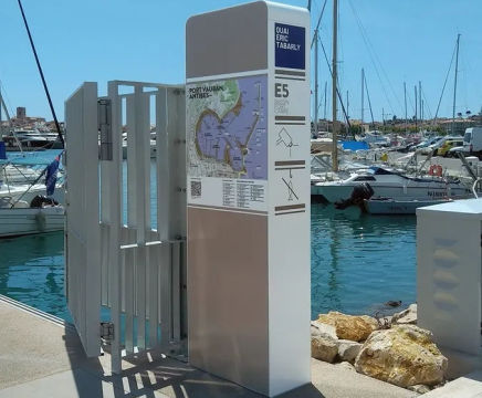Double-sided illuminated totem signage - Port Vauba Marina