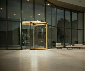 Turn a new leaf with Revo.PRIME automatic revolving door system