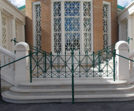 External cast iron balustrades