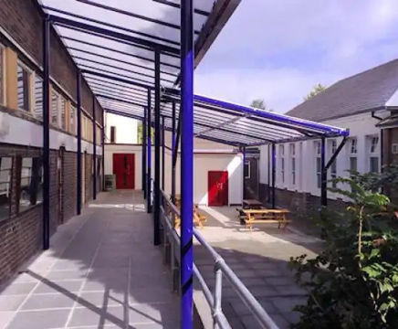 Keston mono-pitch canopy shelter