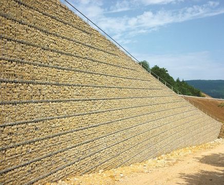 ArmaStone™ mineral-faced reinforced soil slope solution