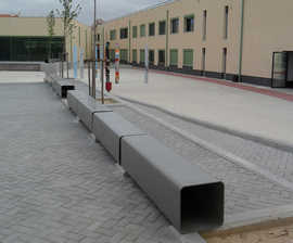 LARUSDESIGN - Rua Line steel bench