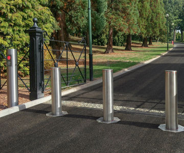 Terra Galaxy - IWA 14 automatic rising bollard (7.2t @ 30mph)