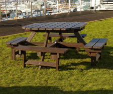 100% recycled plastic heavy-duty octagonal picnic table