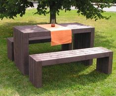 London - 100% recycled plastic outdoor dining table and bench set