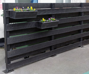 100% Recycled Plastic Hit and Miss Fencing